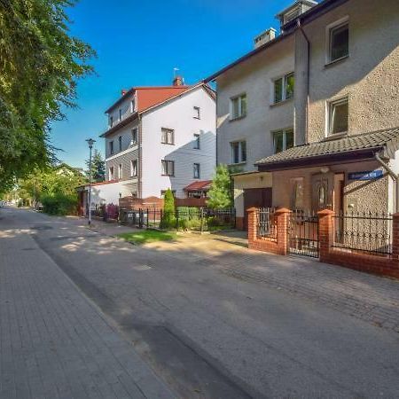 Pokoje Klonowa Apartment Kolobrzeg Exterior photo