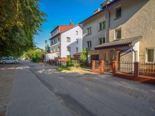 Pokoje Klonowa Apartment Kolobrzeg Exterior photo